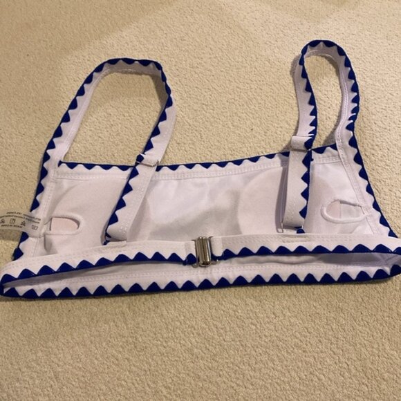 Whipstiched Floral Bikini Set - Picture 4 of 5